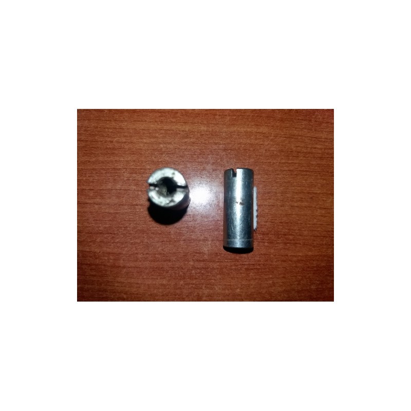 TORNILLO SUJECIÓN CARBURADOR MCCULLOCH 4100