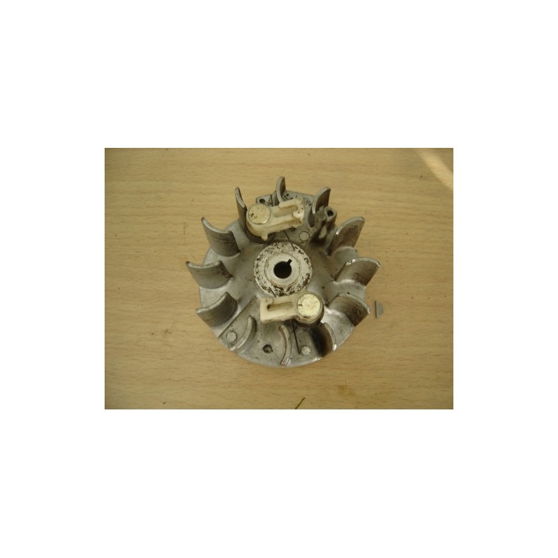 Plato Magnetico Issa 100